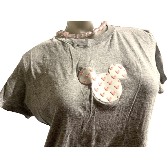 Disneyland Adult Light Gray Mickey Mouse Disney Cotton T-Shirt in Size Small 4 6 - Picture 2 of 9
